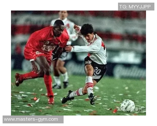 阿根廷足球甲级联赛的激烈竞争与辉煌历史发展探析