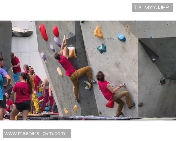 广州攀岩队防守策略解析：攀岩热点的背后故事与启示