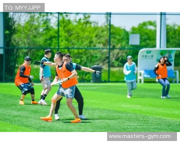 飞盘盛宴：深入解析深圳飞盘队的默契配合与战术策略