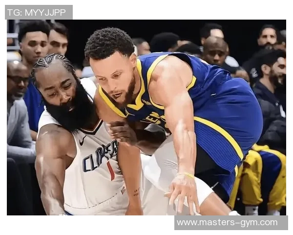 98-79!库里19分8助,哈登15中6,勇士轻取快船迎两连胜 98-79!库里19分8助,哈登15中6,勇士轻取快船迎两连胜